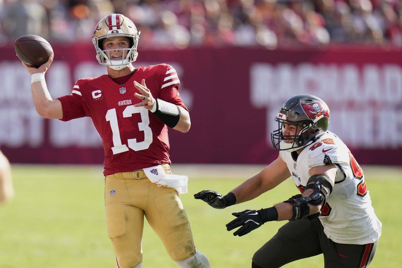 Purdy's big 4th quarter helps the 49ers overcome their mistakes and beat the Bucs | iNFOnews.ca Purdy's big 4th quarter helps the 49ers overcome their mistakes and beat the Bucs | iNFOnews.ca