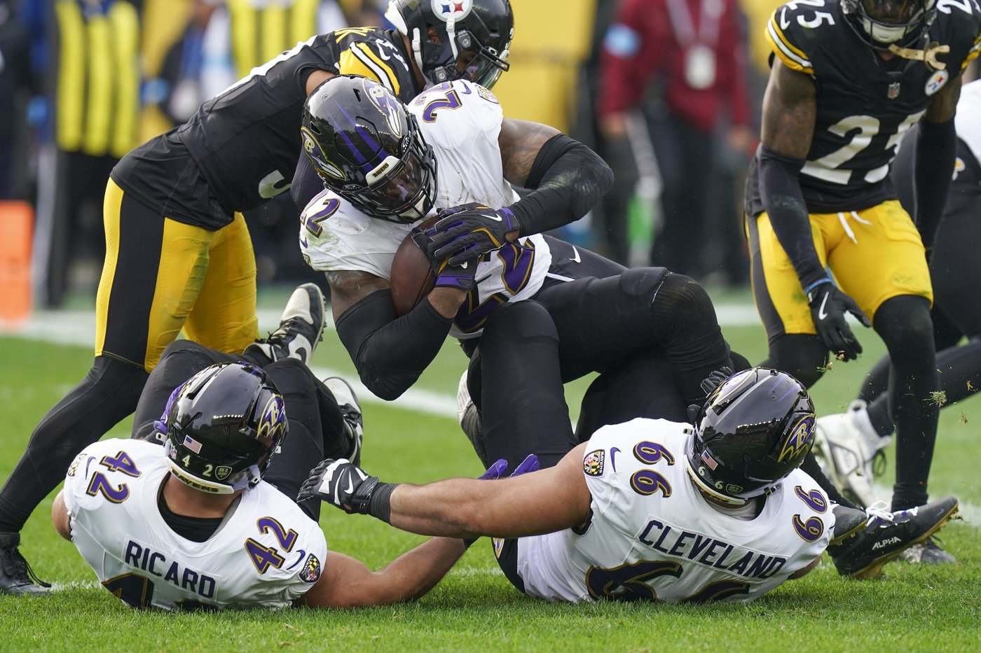 Boswell kicks 6 field goals and the Steelers bottle up Lamar Jackson in 18-16 win over the Ravens | iNFOnews.ca Boswell kicks 6 field goals and the Steelers bottle up Lamar Jackson in 18-16 win over the Ravens | iNFOnews.ca