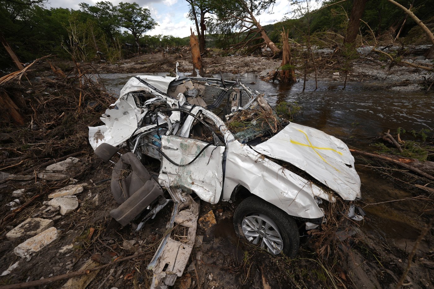 PHOTO COLLECTION: Texas floods leave dozens dead and missing as rescuers search devastated landscape | iNFOnews.ca PHOTO COLLECTION: Texas floods leave dozens dead and missing as rescuers search devastated landscape | iNFOnews.ca