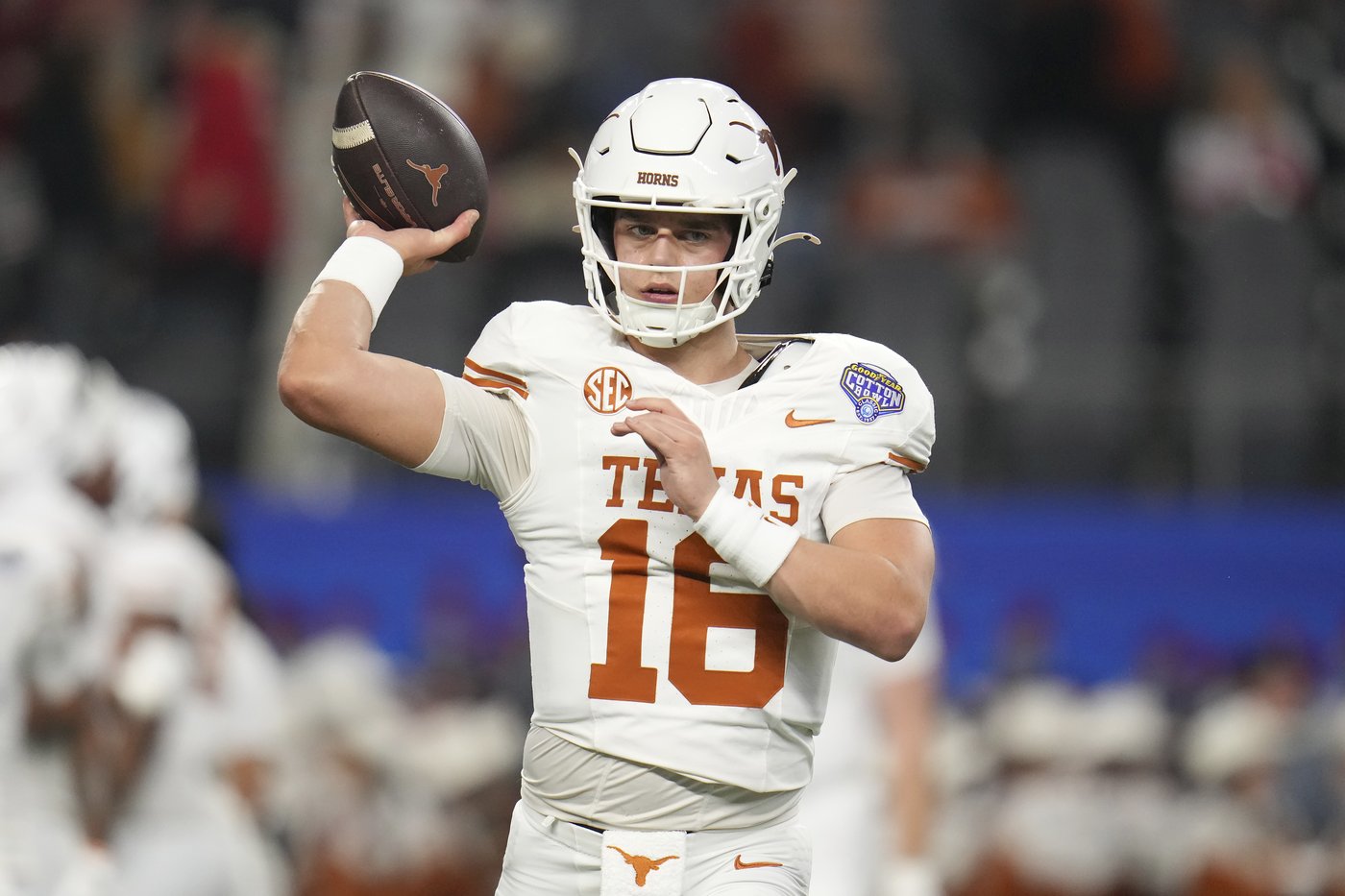 Texas QB Quinn Ewers declares for NFL draft as program ushers in Arch Manning era | iNFOnews.ca Texas QB Quinn Ewers declares for NFL draft as program ushers in Arch Manning era | iNFOnews.ca