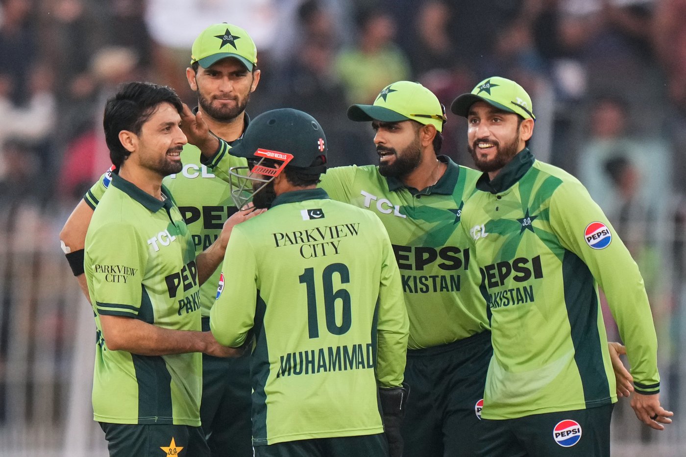 Ahmed spins out South Africa for 143 as Pakistan wins ODI series 2-1 | iNFOnews.ca Ahmed spins out South Africa for 143 as Pakistan wins ODI series 2-1 | iNFOnews.ca