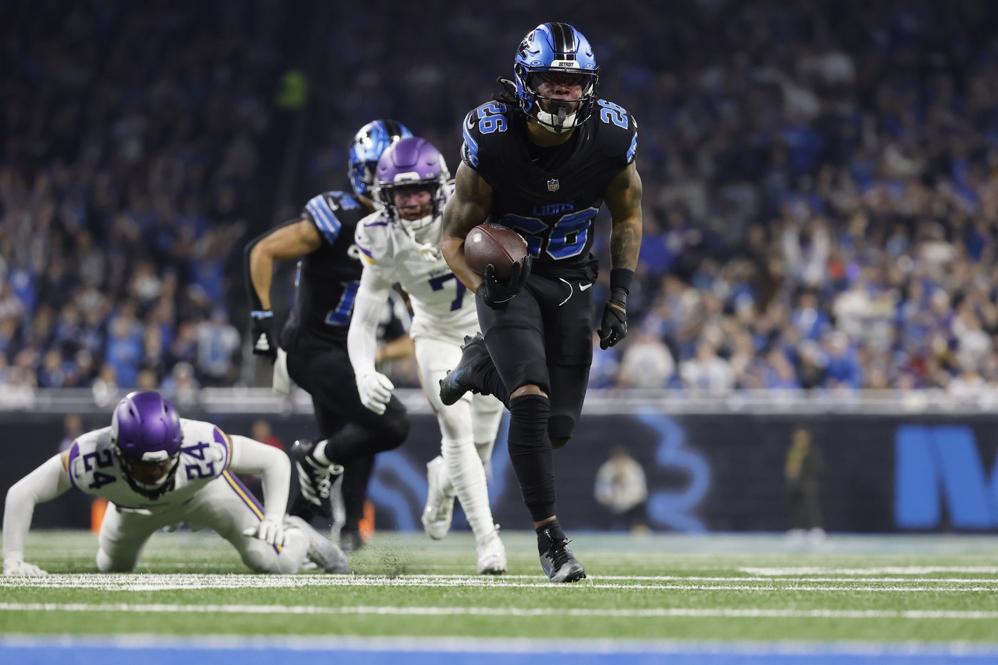Lions beat Vikings 31-9, win NFC North and No. 1 seed, dropping division rivals to No. 5 | iNFOnews.ca Lions beat Vikings 31-9, win NFC North and No. 1 seed, dropping division rivals to No. 5 | iNFOnews.ca