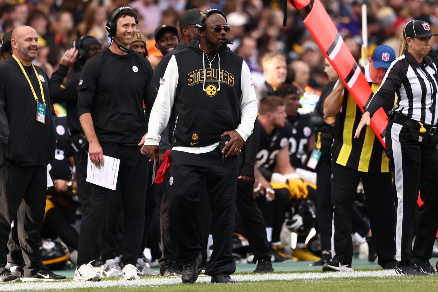 The Steelers are rested, healthy and in first place. Not that Mike Tomlin wants to talk about it | iNFOnews.ca The Steelers are rested, healthy and in first place. Not that Mike Tomlin wants to talk about it | iNFOnews.ca