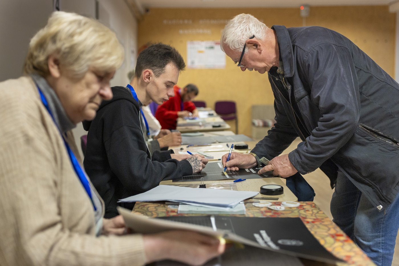 Lithuanians vote in the final round of parliamentary election | iNFOnews.ca Lithuanians vote in the final round of parliamentary election | iNFOnews.ca