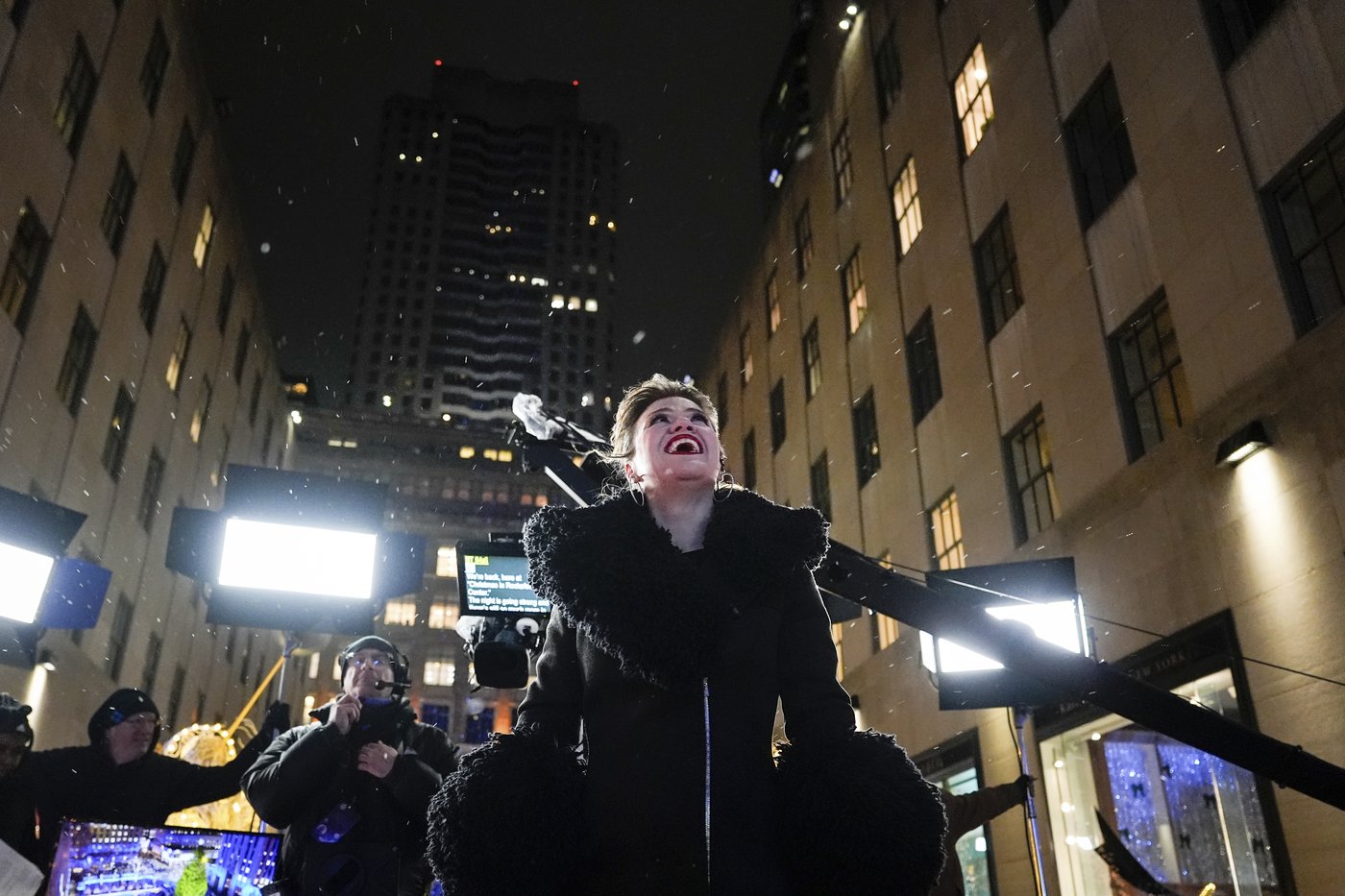 AP PHOTOS: The iconic and unconventional sides of Christmas in New York | iNFOnews.ca