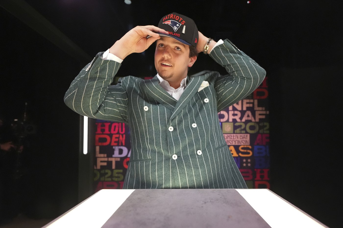 PHOTO COLLECTION: NFL Draft | iNFOnews.ca PHOTO COLLECTION: NFL Draft | iNFOnews.ca