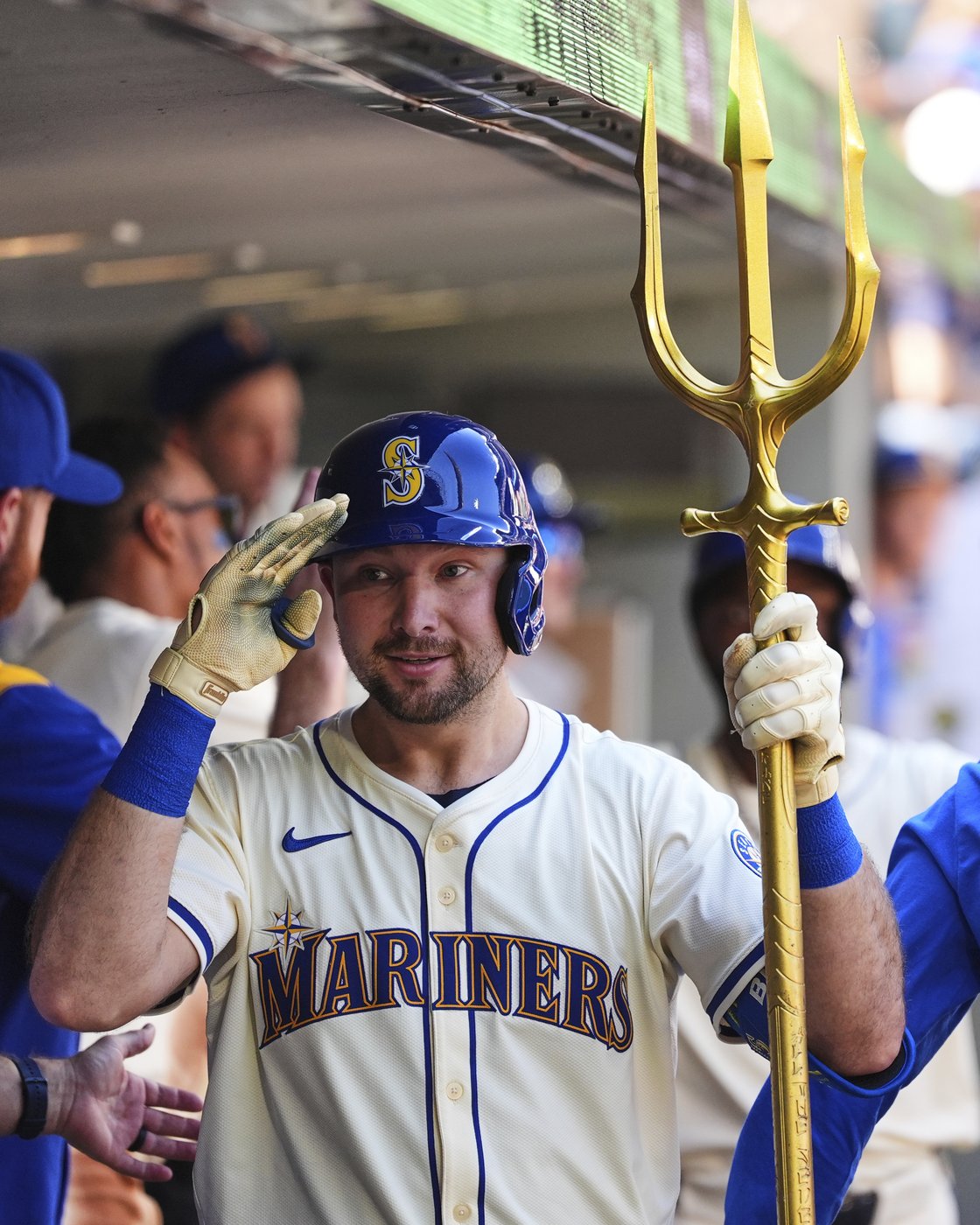 Cal Raleigh's record-setting home runs power Mariners to 11-4 win over Athletics | iNFOnews.ca Cal Raleigh's record-setting home runs power Mariners to 11-4 win over Athletics | iNFOnews.ca