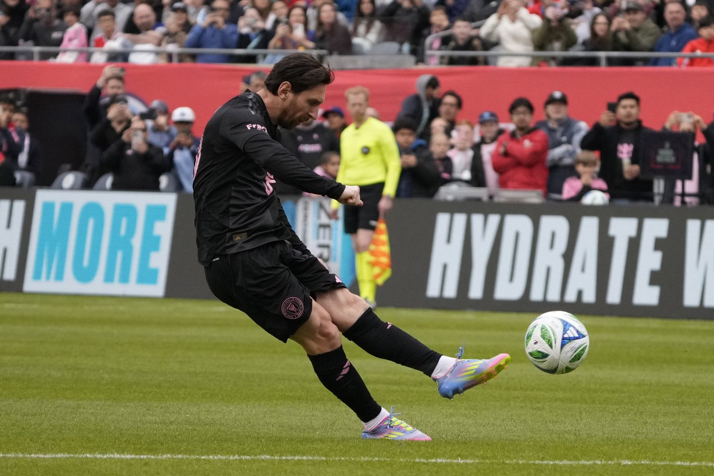 Messi meets the Dawg Pound: Soccer superstar leads Inter Miami into Cleveland against Columbus | iNFOnews.ca