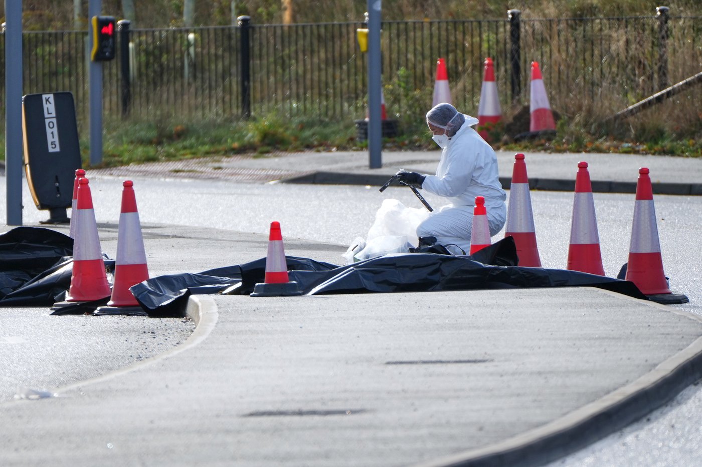 UK police release 1 of 2 men arrested over train stabbings and laud 'heroic' rail worker | iNFOnews.ca UK police release 1 of 2 men arrested over train stabbings and laud 'heroic' rail worker | iNFOnews.ca