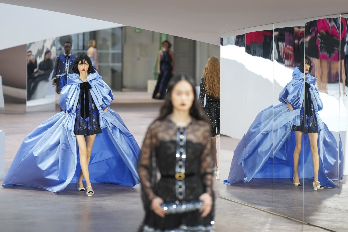 Chanel stuns with color, and Kylie Jenner, in Paris couture show | iNFOnews.ca