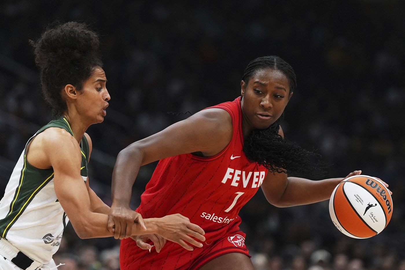 Seattle uses solid defense to disrupt teams and climbs up WNBA standings | iNFOnews.ca