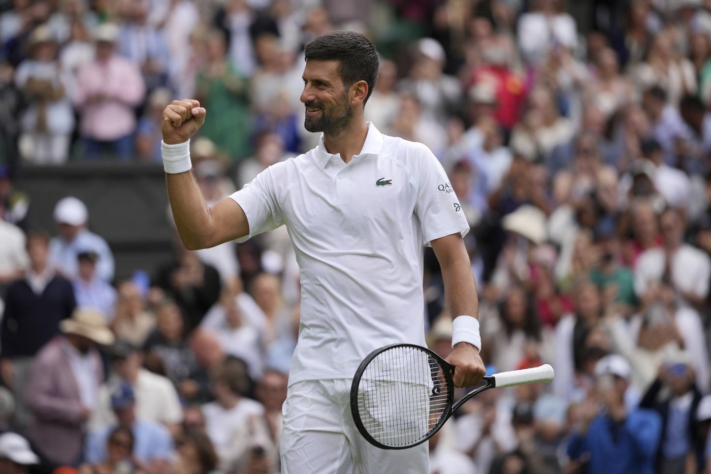 Novak Djokovic's 11-year-old son, Stefan, is getting Wimbledon players' autographs. But not Dad's | iNFOnews.ca Novak Djokovic's 11-year-old son, Stefan, is getting Wimbledon players' autographs. But not Dad's | iNFOnews.ca
