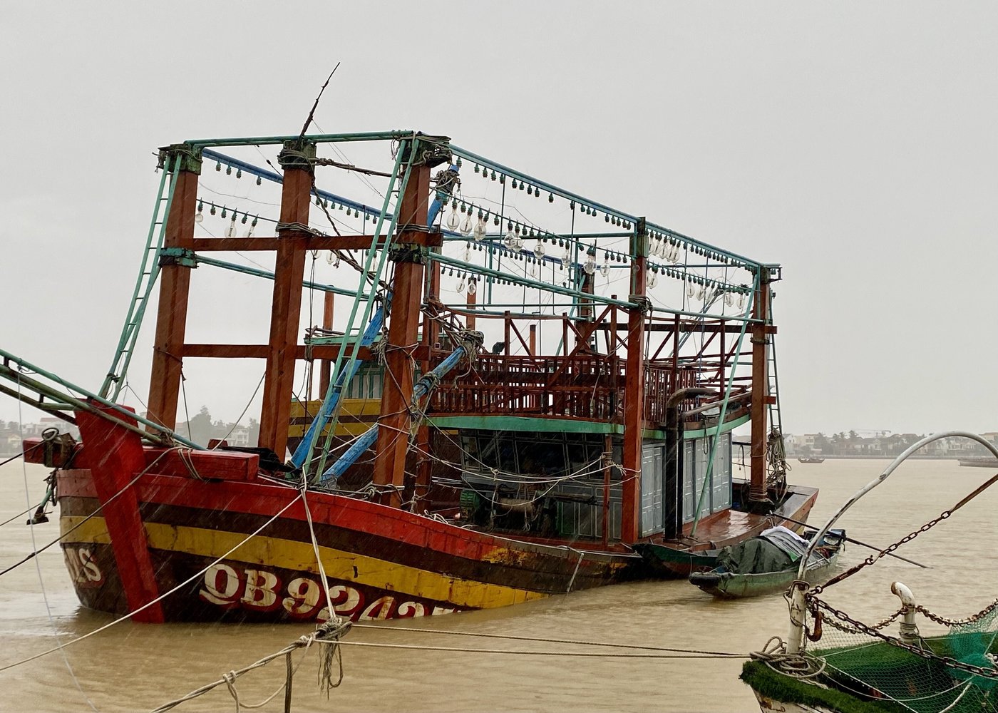 Vietnam evacuates thousands and shuts airports as Typhoon Bualoi makes landfall | iNFOnews.ca Vietnam evacuates thousands and shuts airports as Typhoon Bualoi makes landfall | iNFOnews.ca