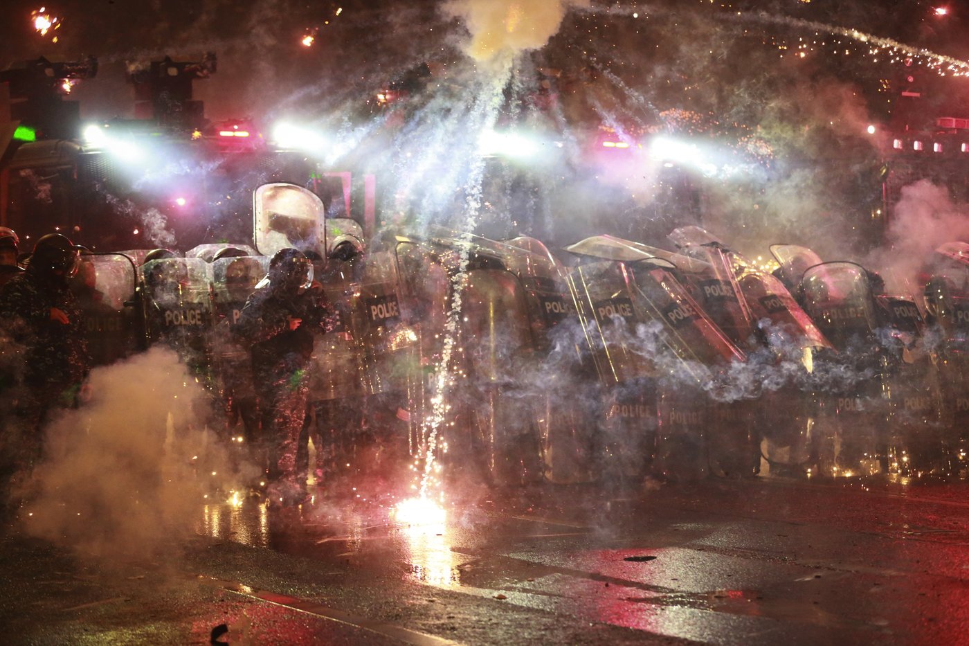 Police in Georgia turn increasingly brutal as mass protests over ending EU talks enter second week | iNFOnews.ca