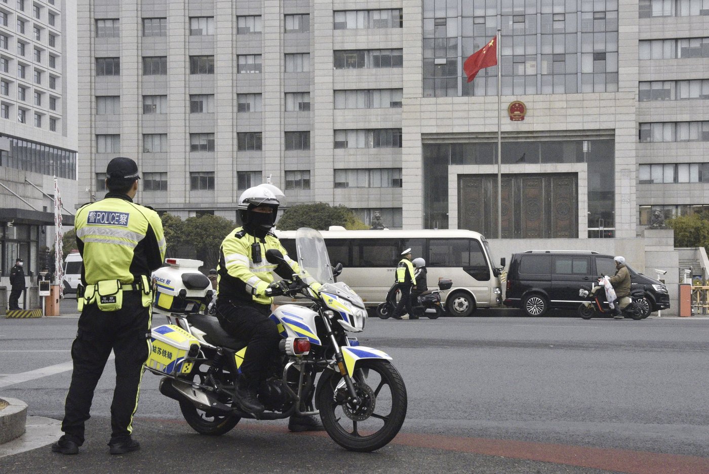 Chinese court sentences man to death over knife attack at a Japanese school bus stop | iNFOnews.ca