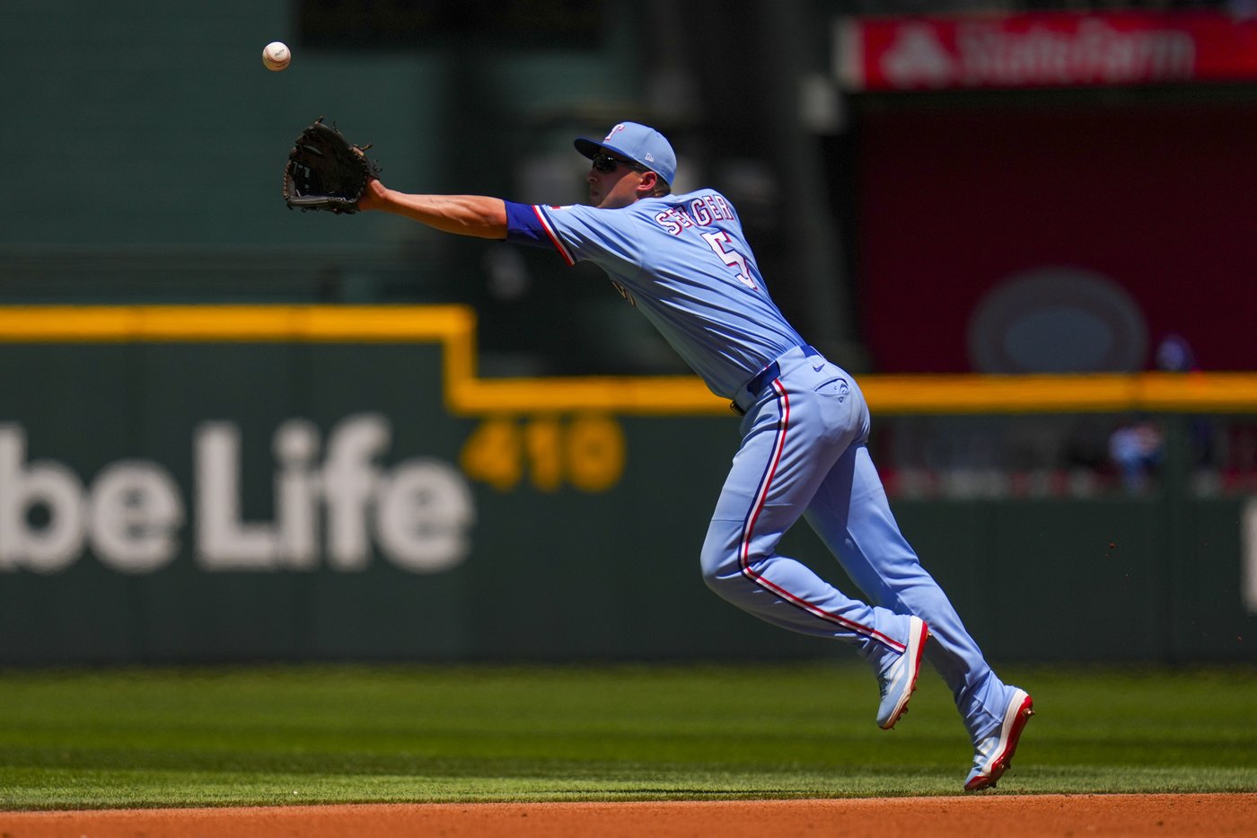 Rangers place Corey Seager on 10-day injured list with right hamstring strain | iNFOnews.ca Rangers place Corey Seager on 10-day injured list with right hamstring strain | iNFOnews.ca