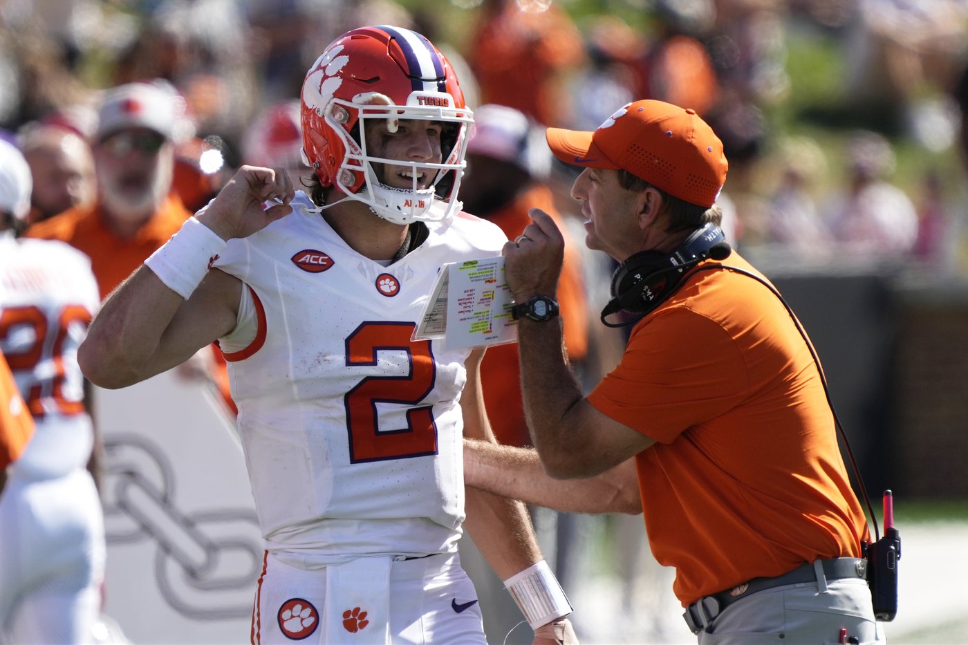 QB Cade Klubnik announces he'll return to Clemson for the 2025 season | iNFOnews.ca QB Cade Klubnik announces he'll return to Clemson for the 2025 season | iNFOnews.ca