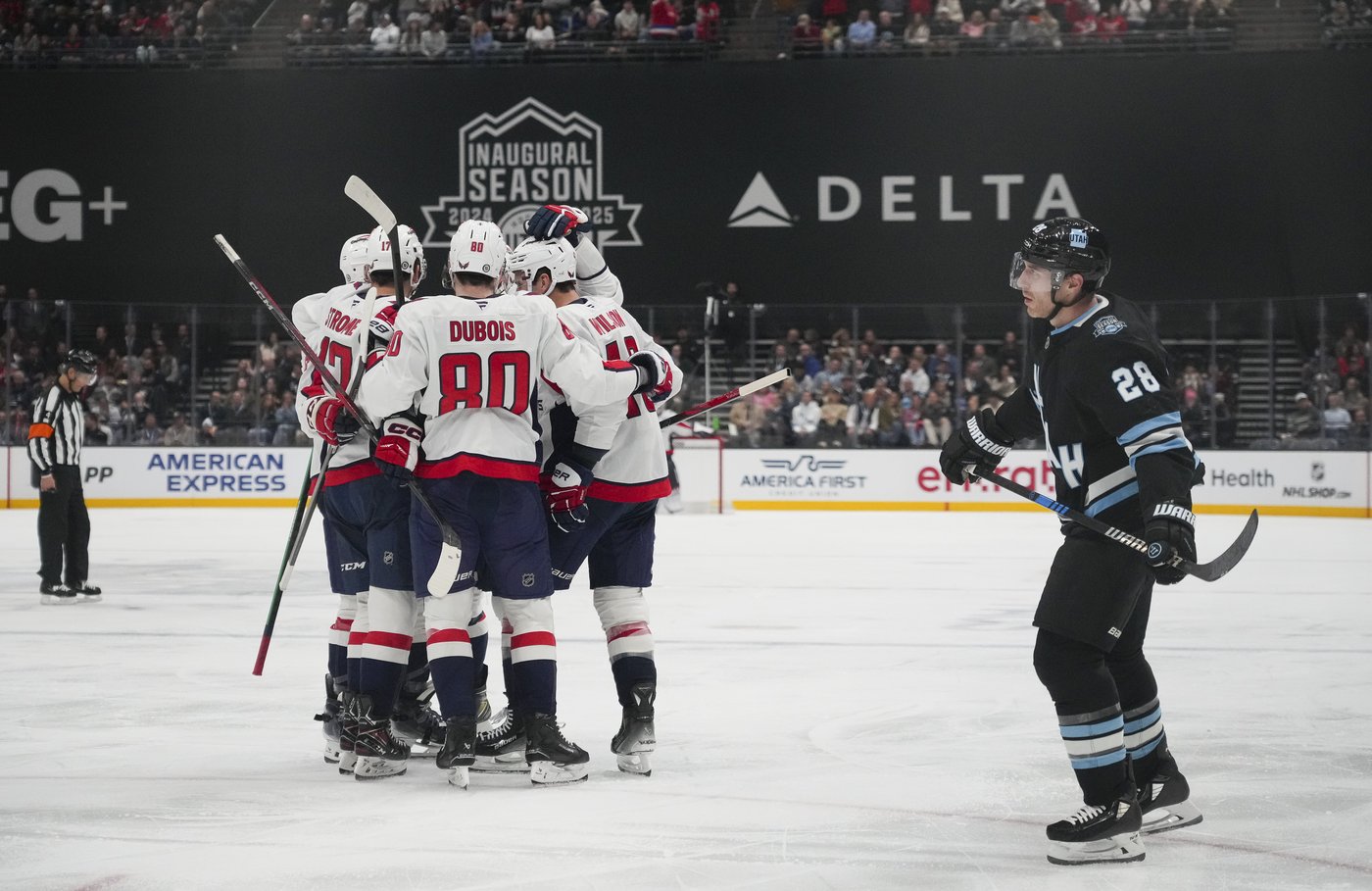 Ovechkin scores twice before leaving with apparent injury, leads Capitals past Utah 6-2 | iNFOnews.ca Ovechkin scores twice before leaving with apparent injury, leads Capitals past Utah 6-2 | iNFOnews.ca