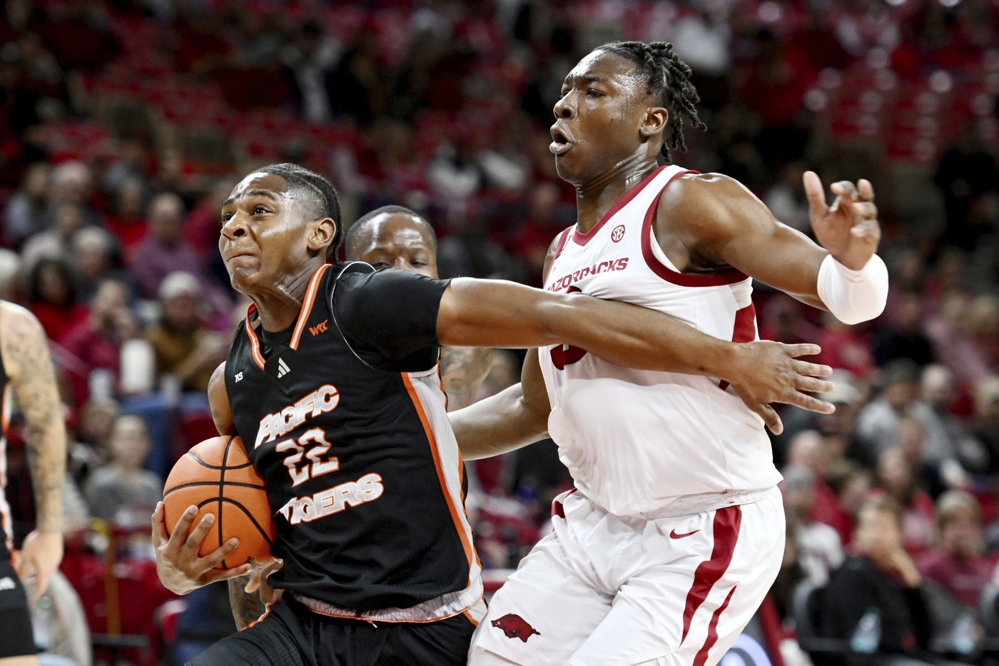 Adou Thiero scores 23 points as No. 20 Arkansas beats Pacific 91-72 | iNFOnews.ca Adou Thiero scores 23 points as No. 20 Arkansas beats Pacific 91-72 | iNFOnews.ca