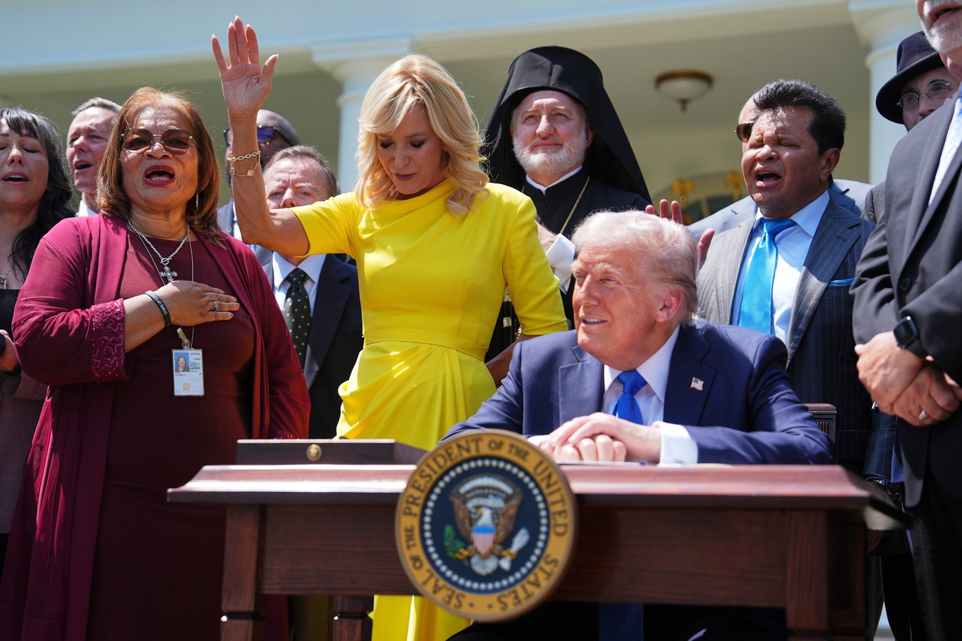 Trump energizes conservative Christians with new religious policies | iNFOnews.ca Trump energizes conservative Christians with new religious policies | iNFOnews.ca