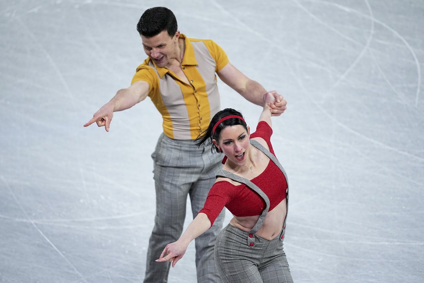 Malinin builds big lead at figure skating Grand Prix Final and Hase and Volodin win pairs | iNFOnews.ca