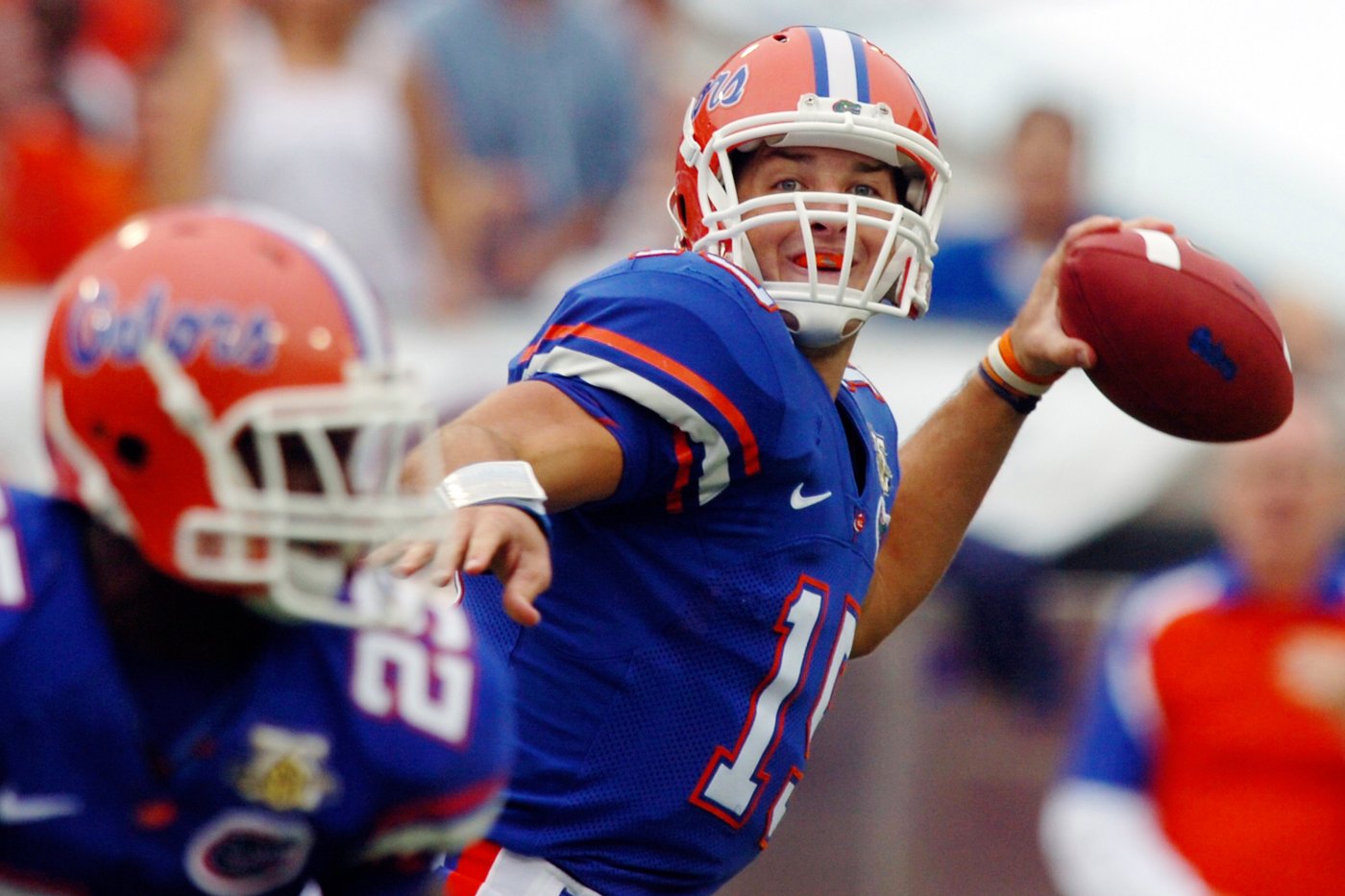 100 years of AP All-America football teams: Here's who we think are the best of the best | iNFOnews.ca 100 years of AP All-America football teams: Here's who we think are the best of the best | iNFOnews.ca