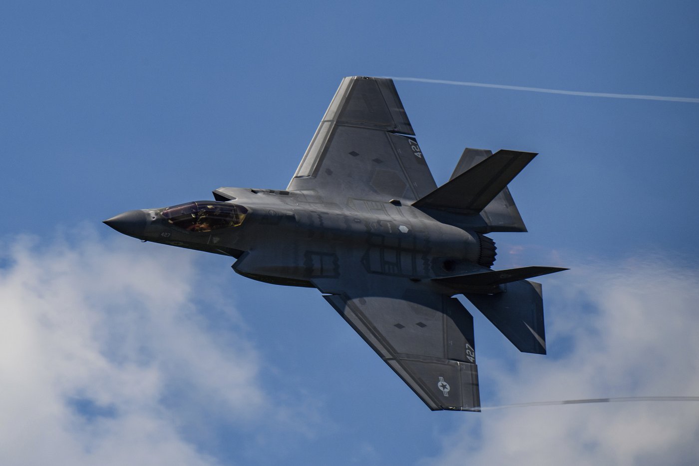 Pilot safe after F-35C crashes near a central California Naval installation | iNFOnews.ca Pilot safe after F-35C crashes near a central California Naval installation | iNFOnews.ca