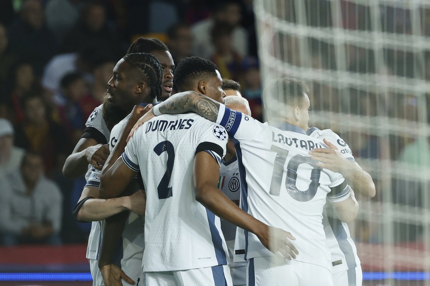 Thuram and Dumfries return to energize Inter in draw at Barcelona in Champions League semifinals | iNFOnews.ca