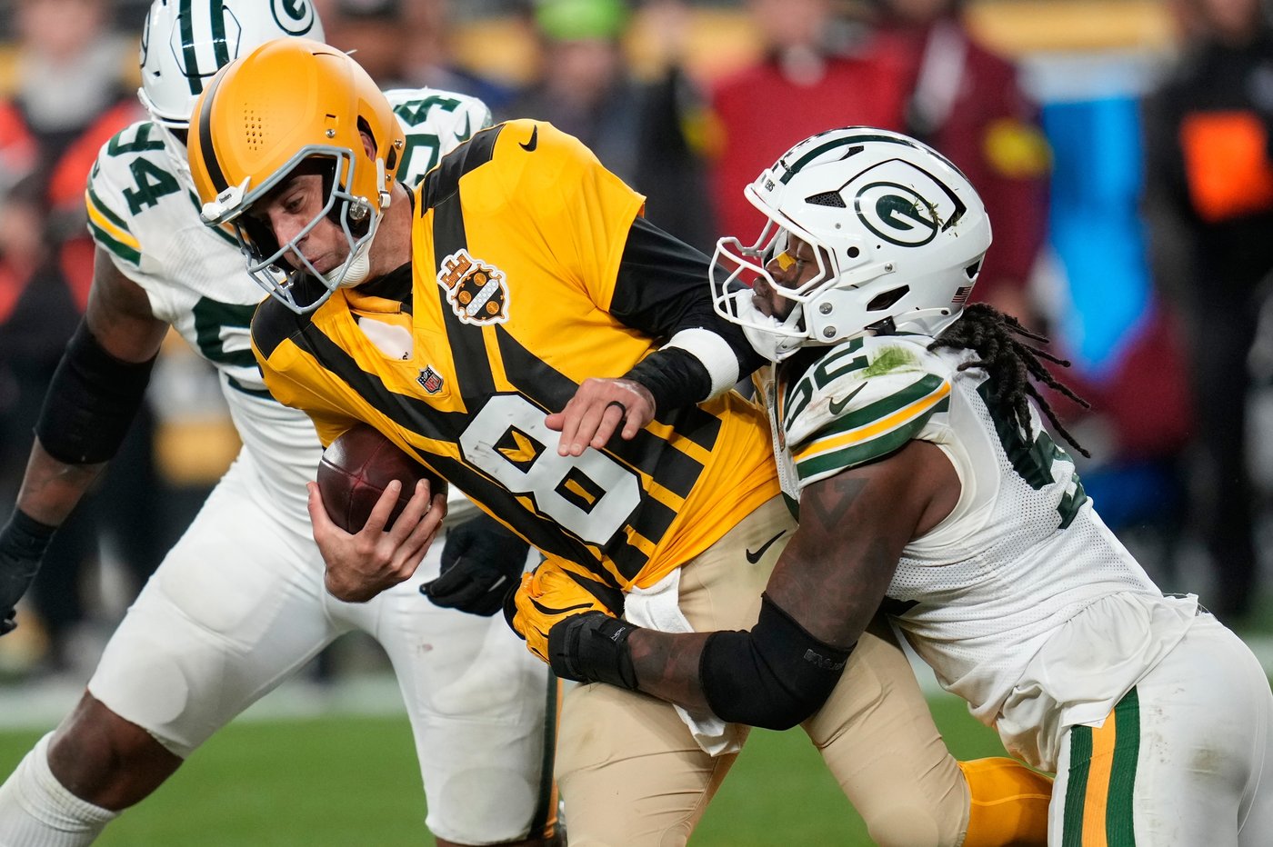 Aaron Rodgers and the Steelers fall short in QB's reunion with Packers as Love leads 35-25 win | iNFOnews.ca Aaron Rodgers and the Steelers fall short in QB's reunion with Packers as Love leads 35-25 win | iNFOnews.ca