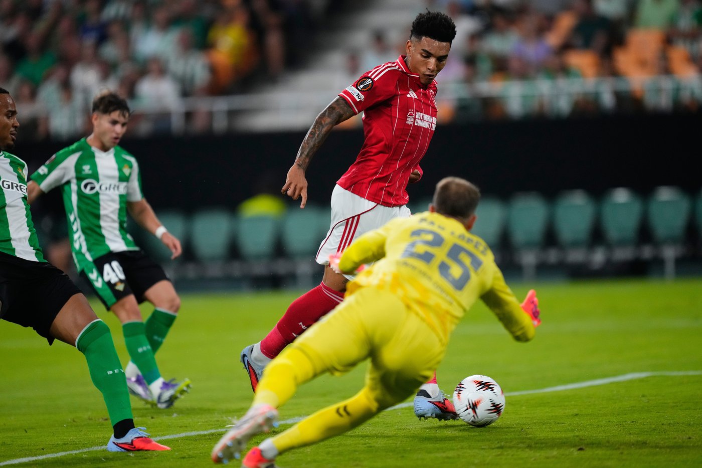 Antony's late equalizer for Real Betis denies Nottingham Forest a win in Europa League | iNFOnews.ca