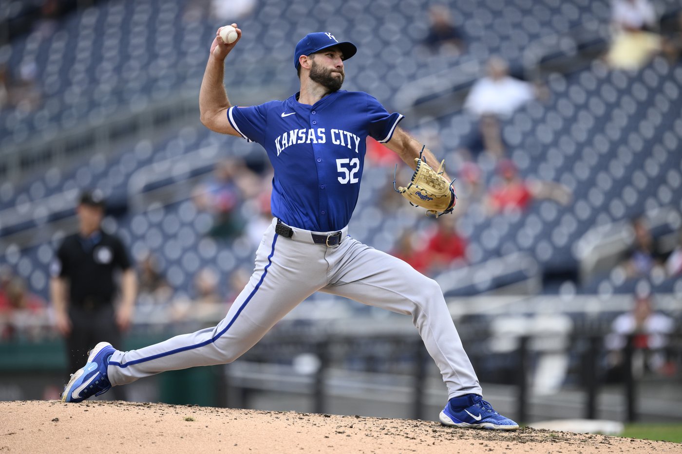 Frazier's pinch-hit, 2-run single lifts the Royals to a series sweep of the Nationals | iNFOnews.ca Frazier's pinch-hit, 2-run single lifts the Royals to a series sweep of the Nationals | iNFOnews.ca