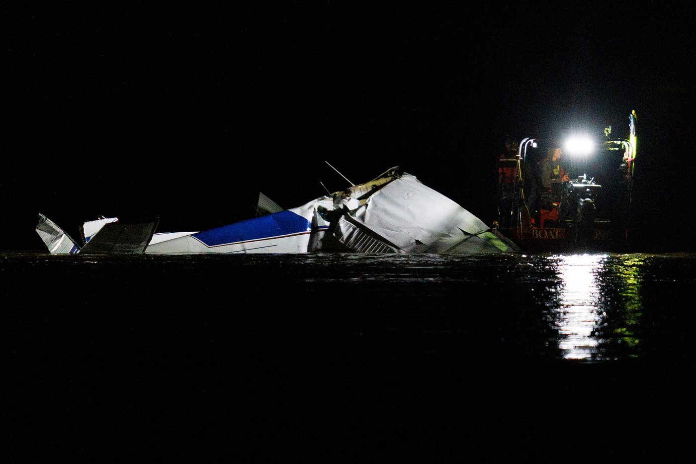 NTSB is investigating after a small plane crashed into a Nebraska river and killed 3 on board | iNFOnews.ca