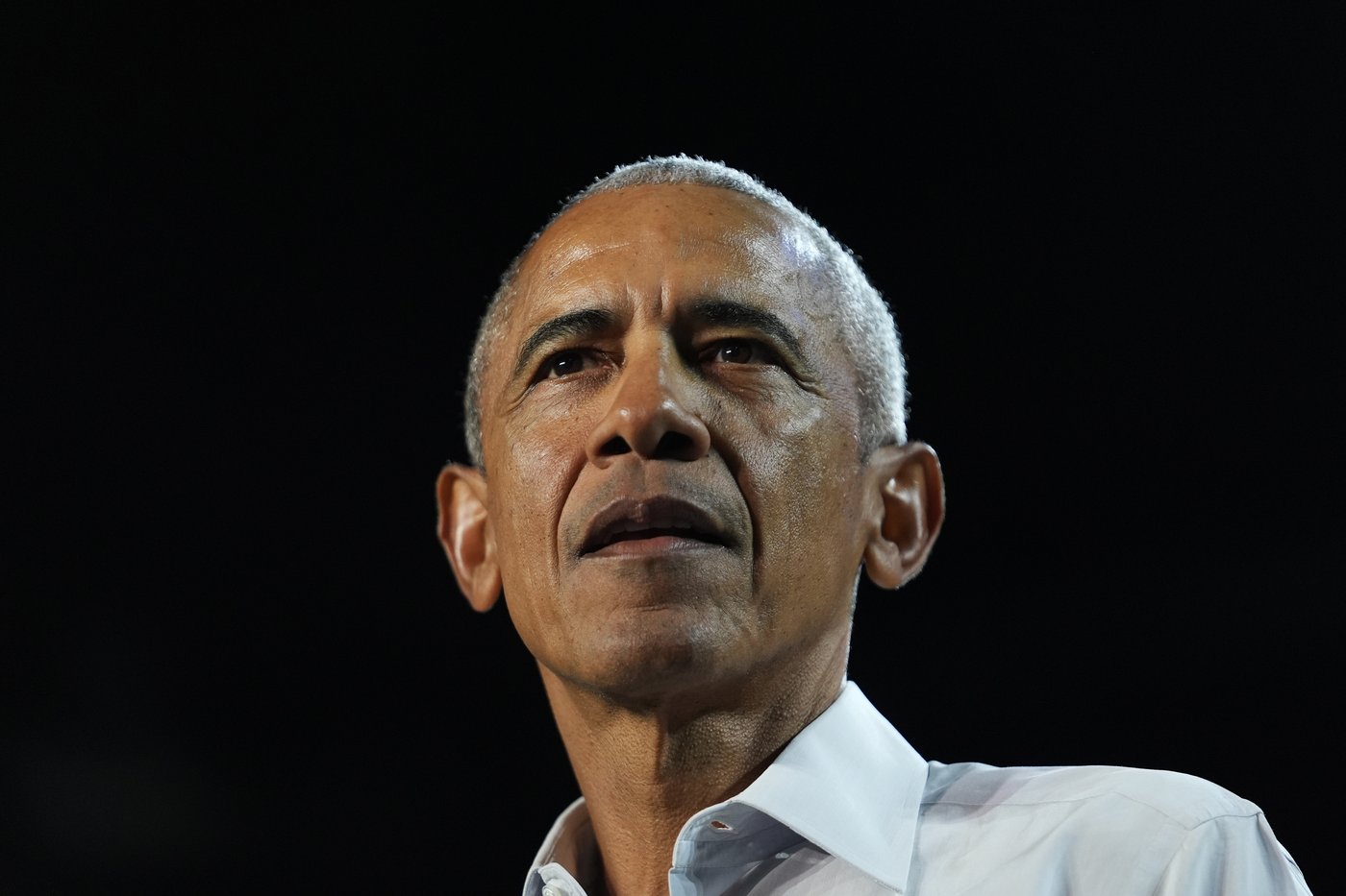 Rapper Eminem and Obama rally voters for Kamala Harris in Detroit | iNFOnews.ca