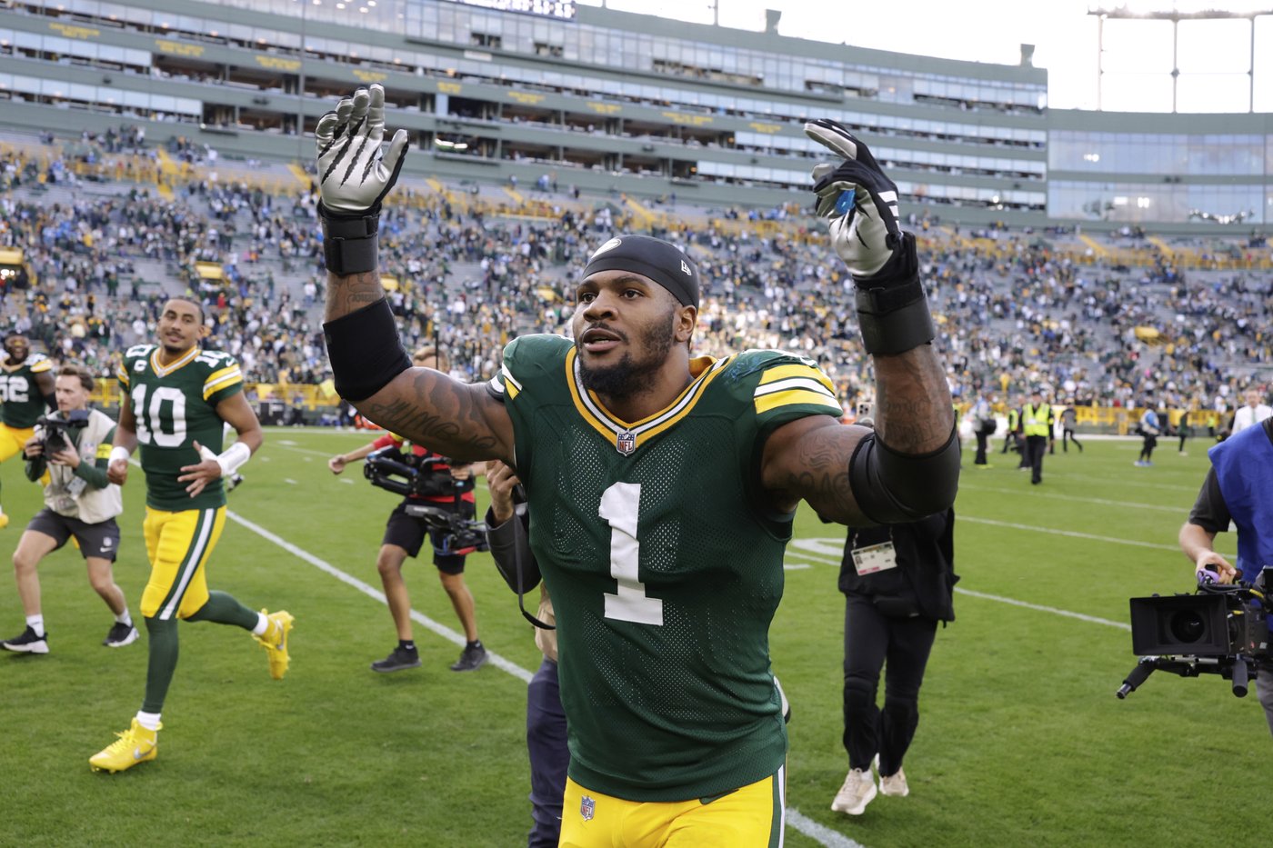 Pro Picks: Micah Parsons and the Packers will beat Dak Prescott and the Cowboys convincingly | iNFOnews.ca