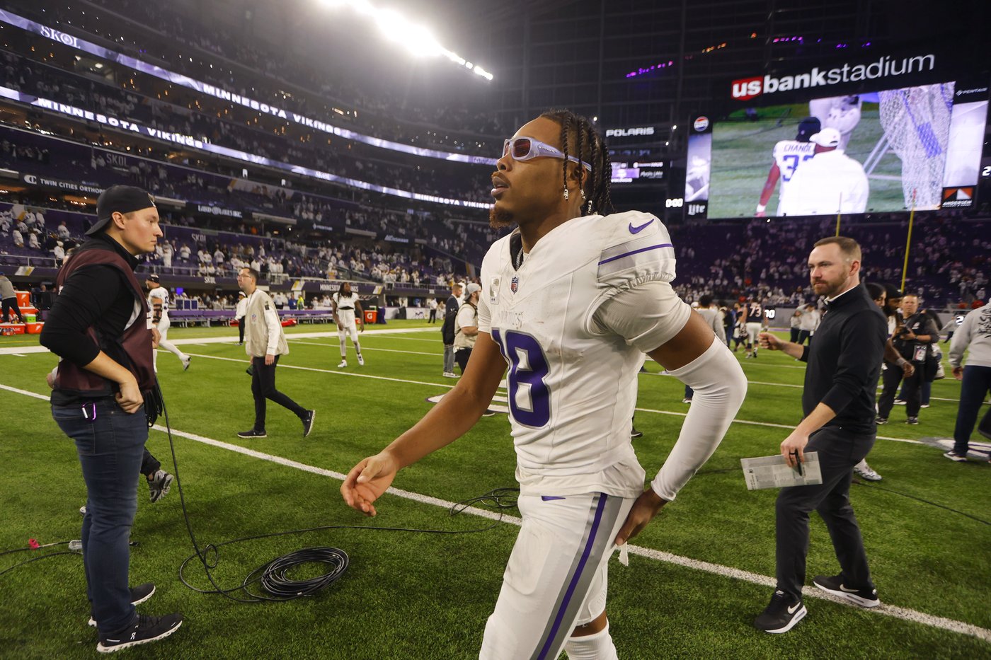 Jefferson turns TD celebration into Moss tribute during Vikings win: 'We love you Randy' | iNFOnews.ca