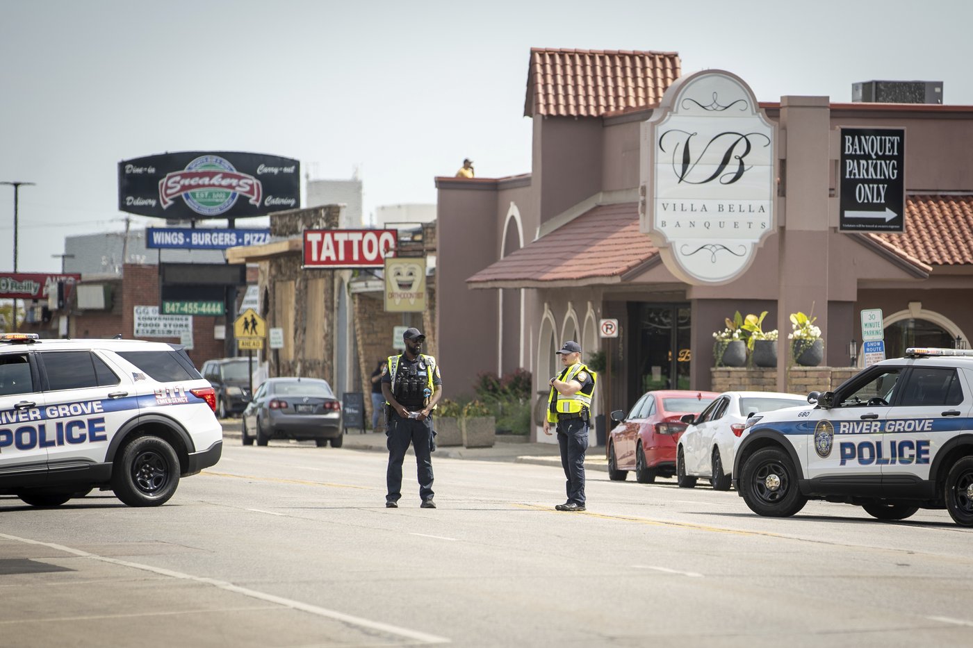 Latino leaders condemn ICE over incidents in Chicago, including driver's fatal shooting | iNFOnews.ca Latino leaders condemn ICE over incidents in Chicago, including driver's fatal shooting | iNFOnews.ca
