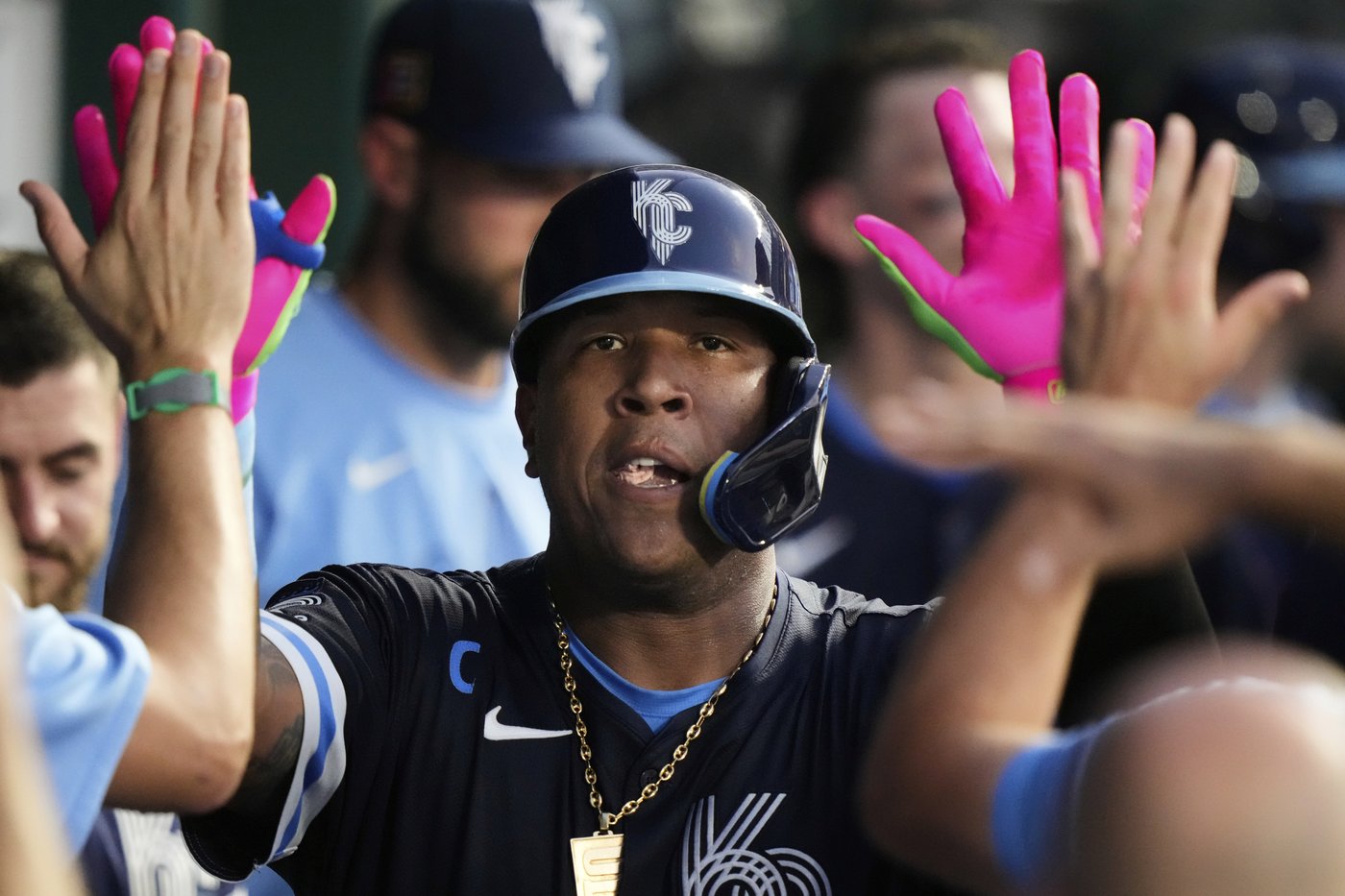 Salvador Perez hits go-ahead homer as Royals continue dominance over White Sox with 3-1 victory | iNFOnews.ca Salvador Perez hits go-ahead homer as Royals continue dominance over White Sox with 3-1 victory | iNFOnews.ca