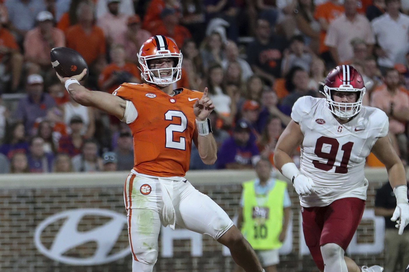 No. 17 Clemson wears down Stanford with Klubnik's 5 TDs and defense's 3 takeaways in 40-14 win | iNFOnews.ca No. 17 Clemson wears down Stanford with Klubnik's 5 TDs and defense's 3 takeaways in 40-14 win | iNFOnews.ca