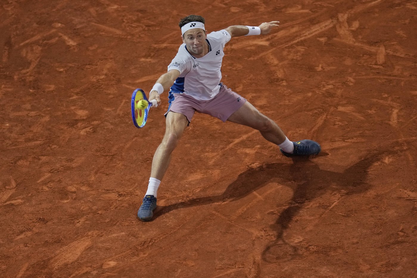 With help from painkillers, Ruud beats Cerundolo to reach Madrid Open final against Draper | iNFOnews.ca With help from painkillers, Ruud beats Cerundolo to reach Madrid Open final against Draper | iNFOnews.ca