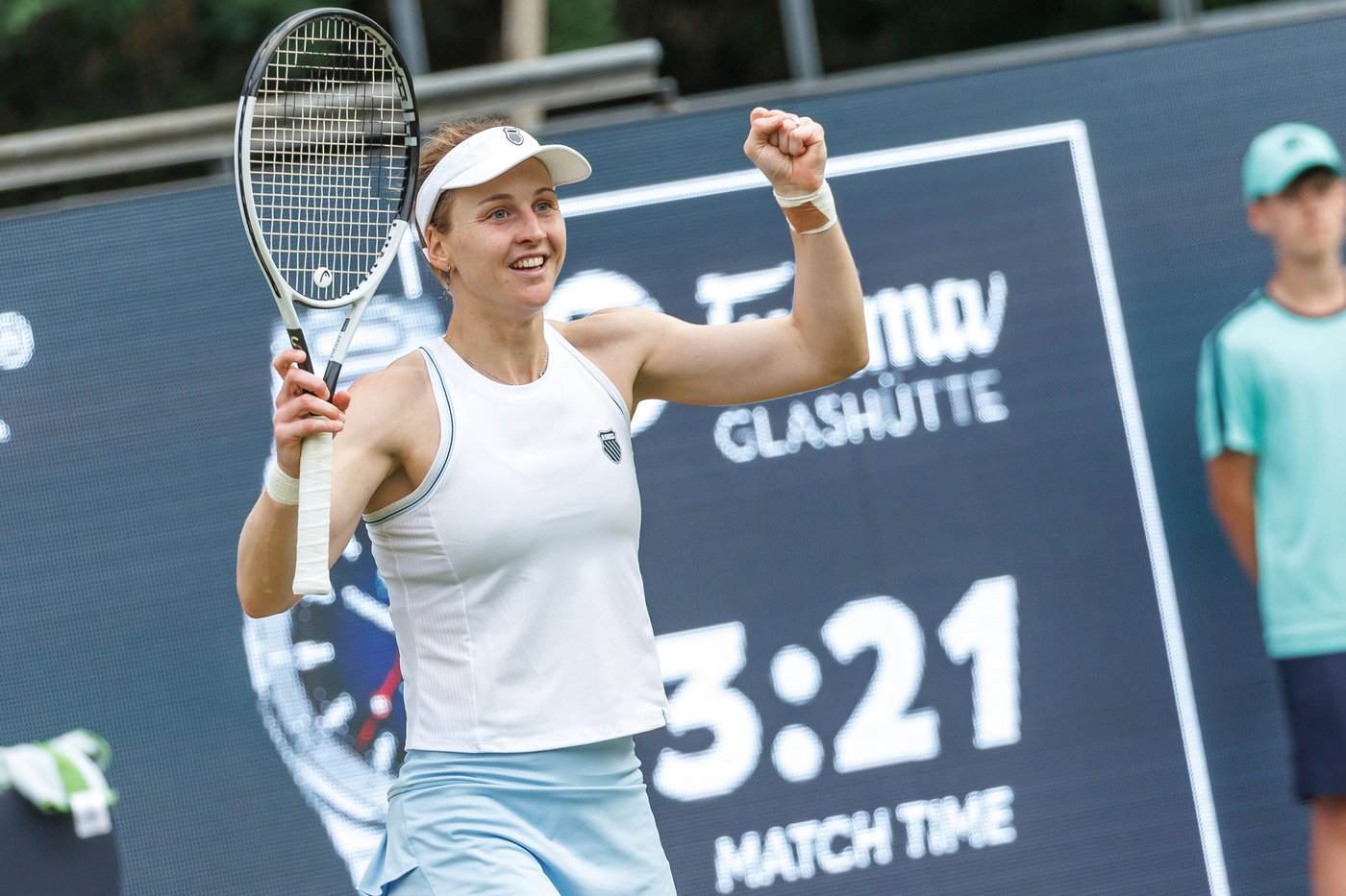 Samsonova saves two match points to oust Pegula at Berlin Open | iNFOnews.ca