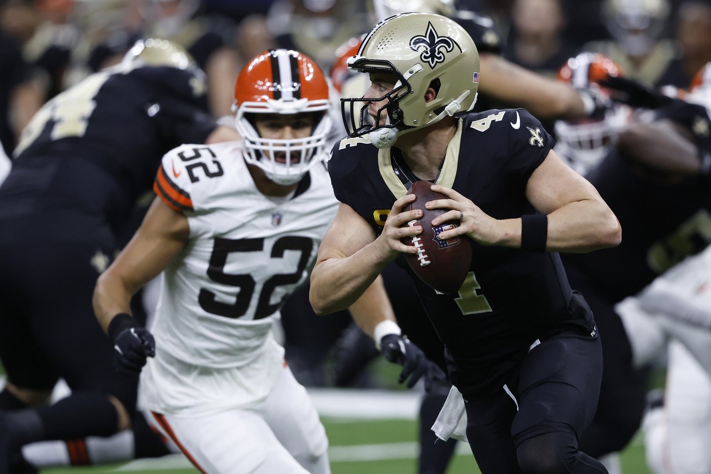 Taysom Hill runs for 3 TDs as the Saints top Jameis Winston and the struggling Browns 35-14 | iNFOnews.ca Taysom Hill runs for 3 TDs as the Saints top Jameis Winston and the struggling Browns 35-14 | iNFOnews.ca