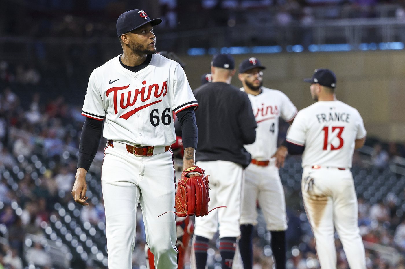 Twins trade reliever Alcala to Red Sox for minor leaguer | iNFOnews.ca