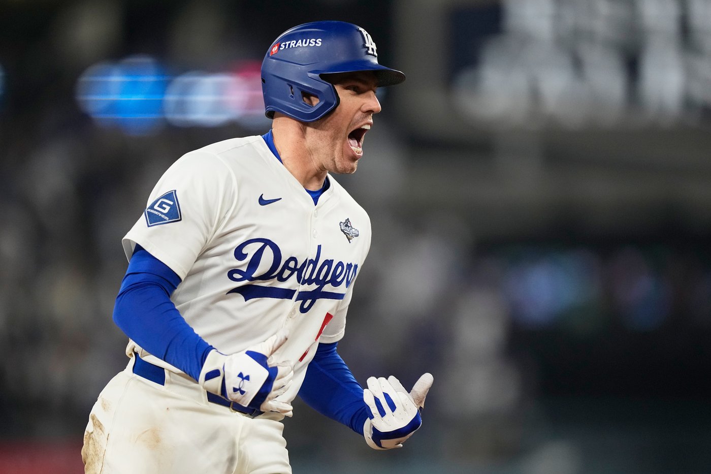 Freeman's homer in 18th inning lifts Dodgers over Blue Jays 6-5 in World Series classic | iNFOnews.ca Freeman's homer in 18th inning lifts Dodgers over Blue Jays 6-5 in World Series classic | iNFOnews.ca