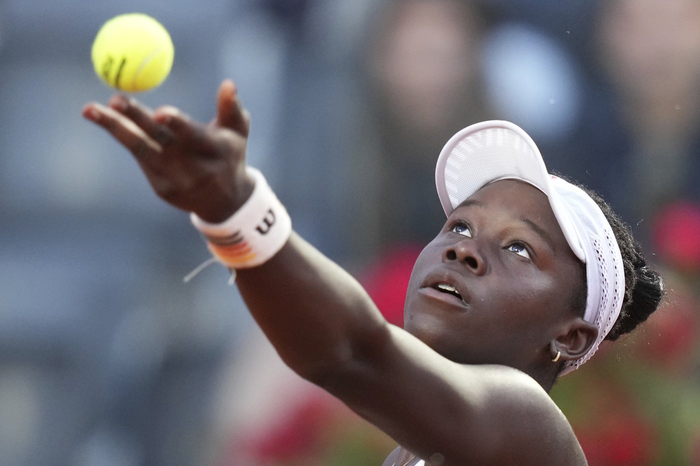 Canadian teen Mboko reaches final round of French Open qualifying | iNFOnews.ca