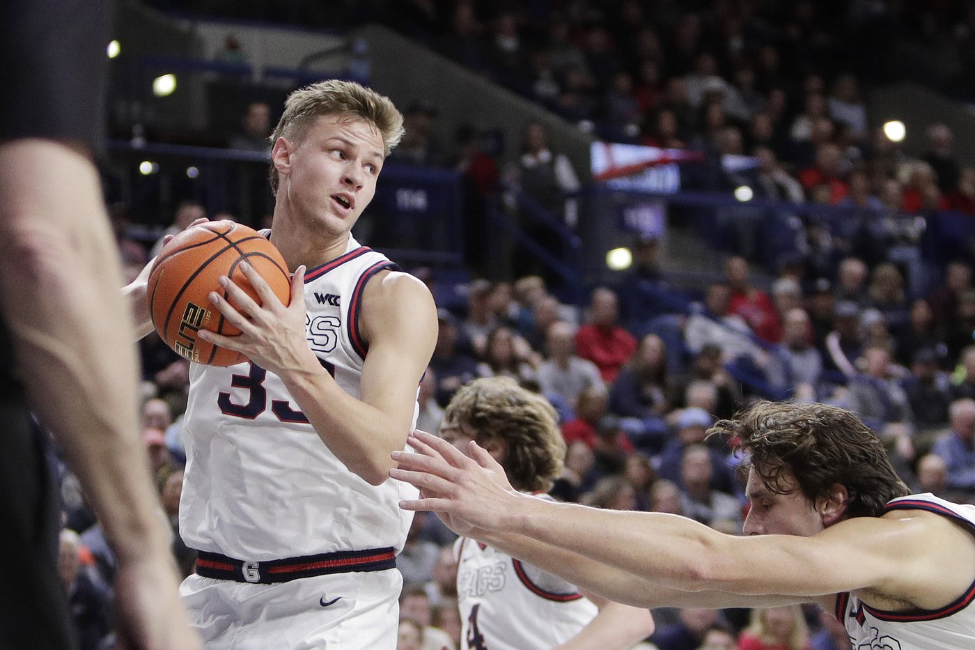 No. 13 Gonzaga pulls away in the 2nd half to beat Nicholls 102-72 | iNFOnews.ca