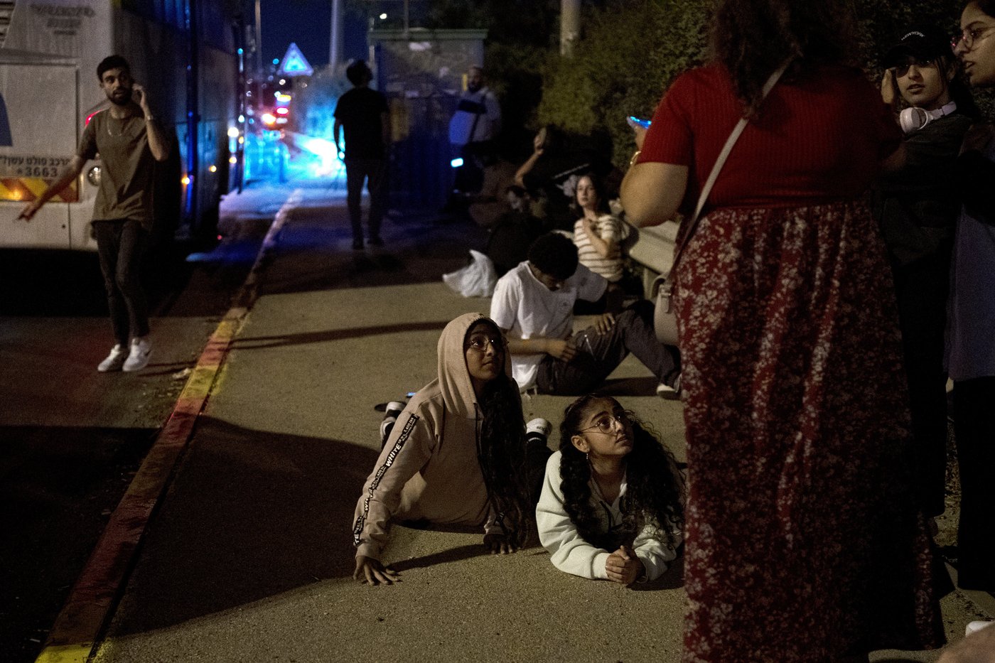 Iran fires at least 180 missiles into Israel as regionwide conflict grows | iNFOnews.ca Iran fires at least 180 missiles into Israel as regionwide conflict grows | iNFOnews.ca