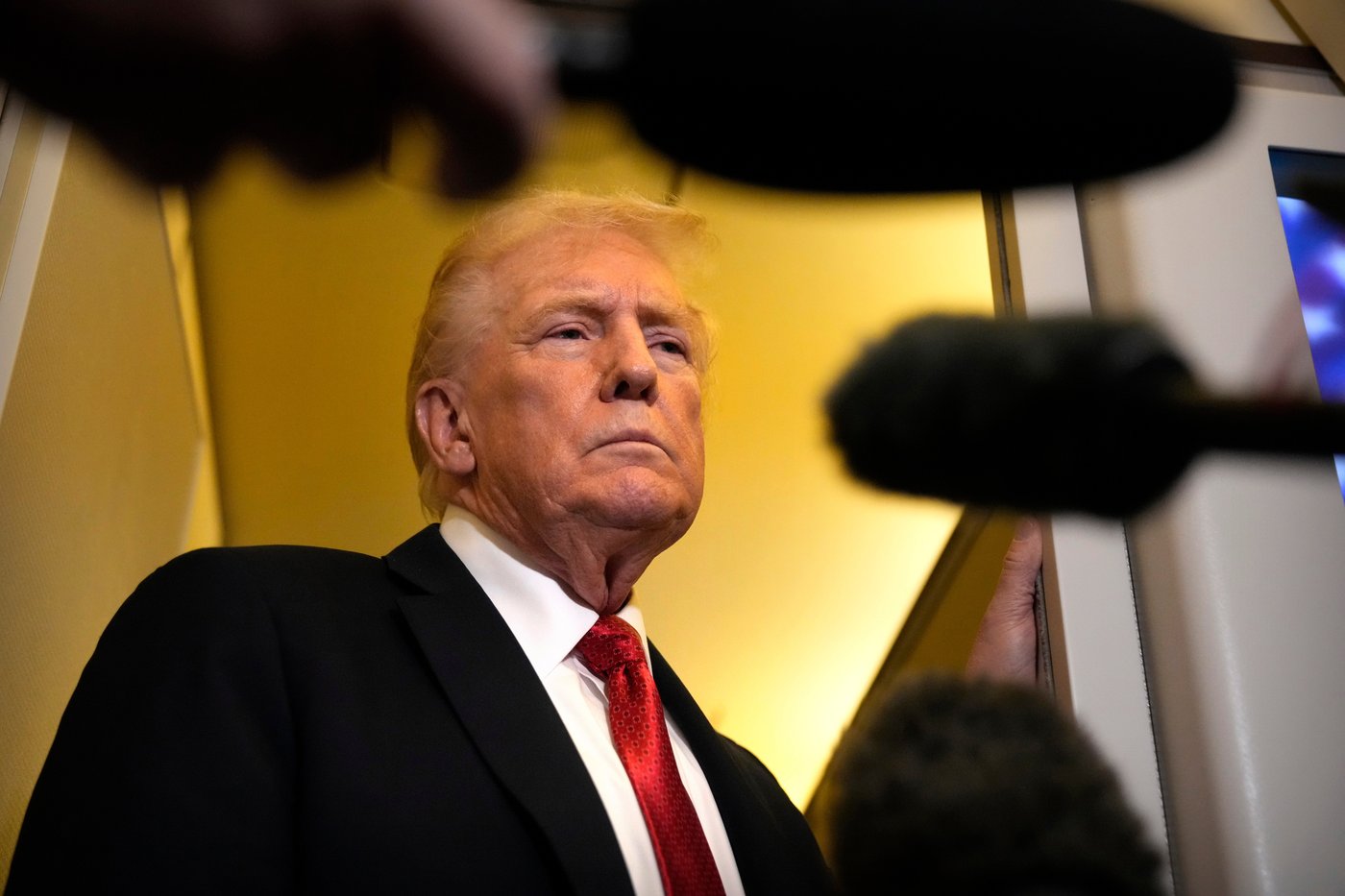 Trump calls Colombia's Petro an ‘illegal drug leader’ and announces tariffs and an end to US aid | iNFOnews.ca Trump calls Colombia's Petro an ‘illegal drug leader’ and announces tariffs and an end to US aid | iNFOnews.ca