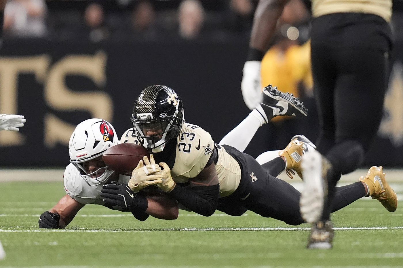Saints safety Julian Blackmon has a shoulder injury that could end his season | iNFOnews.ca Saints safety Julian Blackmon has a shoulder injury that could end his season | iNFOnews.ca