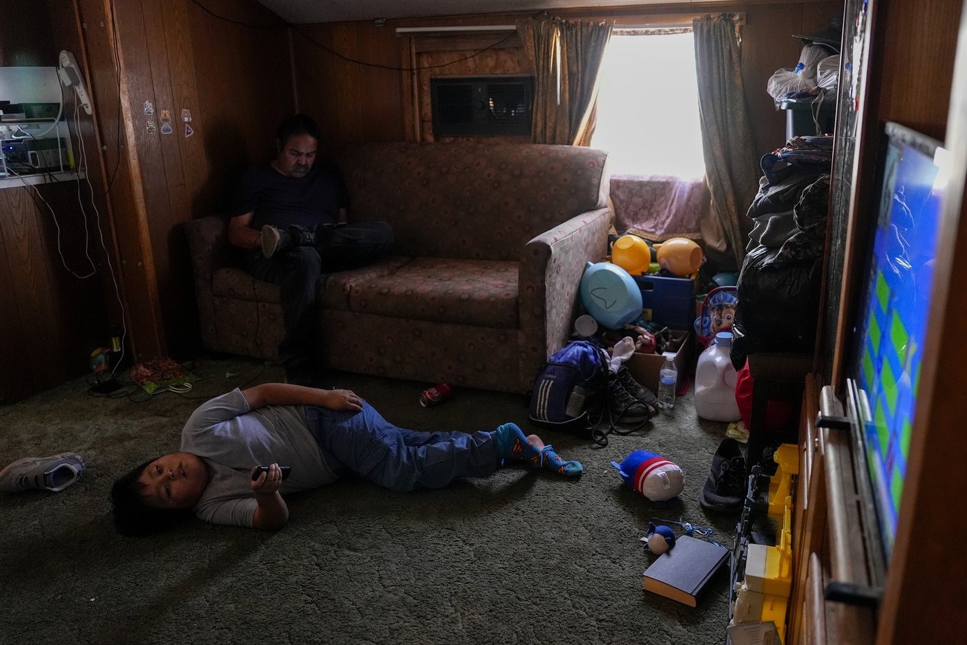 On Navajo Nation, a push to electrify more homes on the vast reservation | iNFOnews.ca