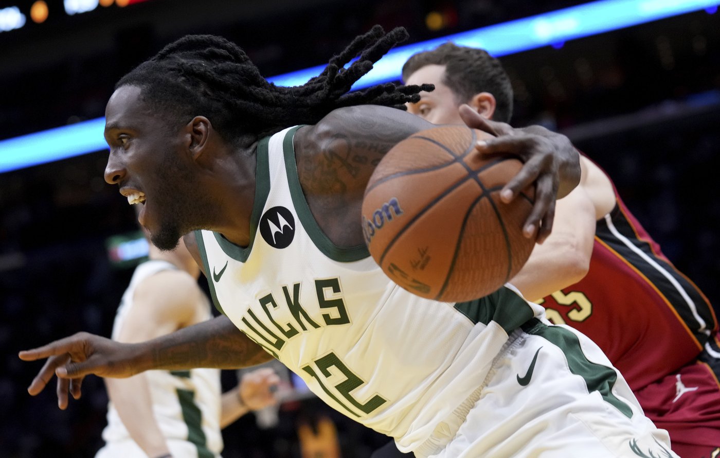 Lillard scores 37 points and Giannis-less Bucks hold off Heat 106-103 to move to 3-0 in Cup play | iNFOnews.ca Lillard scores 37 points and Giannis-less Bucks hold off Heat 106-103 to move to 3-0 in Cup play | iNFOnews.ca